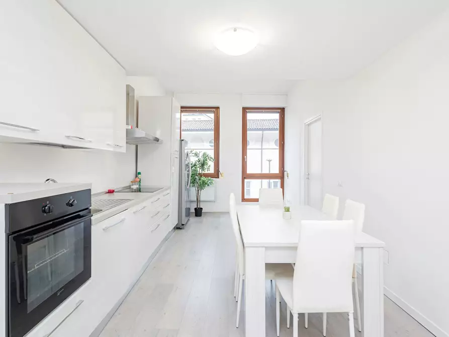 Immagine 10 di Camera in affitto  in Via Fernanda Wittgens a Milano