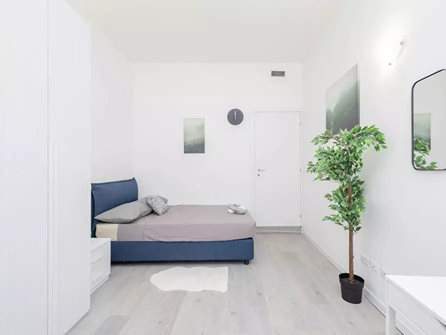 Immagine 2 di Camera in affitto  in Via Fernanda Wittgens a Milano