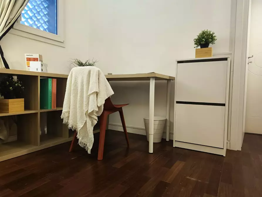 Immagine 3 di Camera in affitto  in Via Bellaria a Bologna