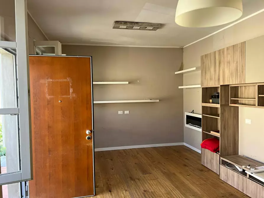 Immagine 2 di Camera condivisa in affitto  in Via Andrea Alciato a Pavia
