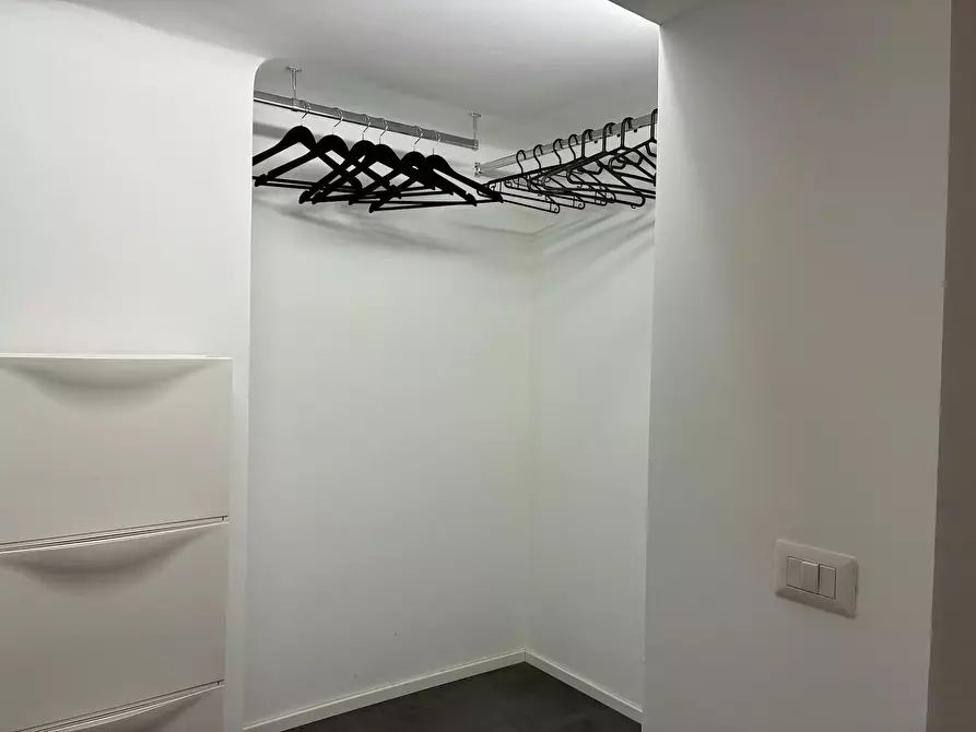 Immagine 10 di Appartamento in affitto  in Via Antonio Fogazzaro a Milano