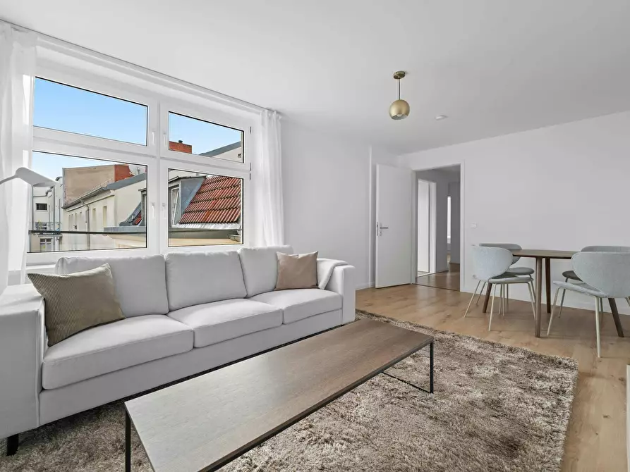Immagine 2 di Appartamento in affitto  in Karl-Marx-Straße a Berlin