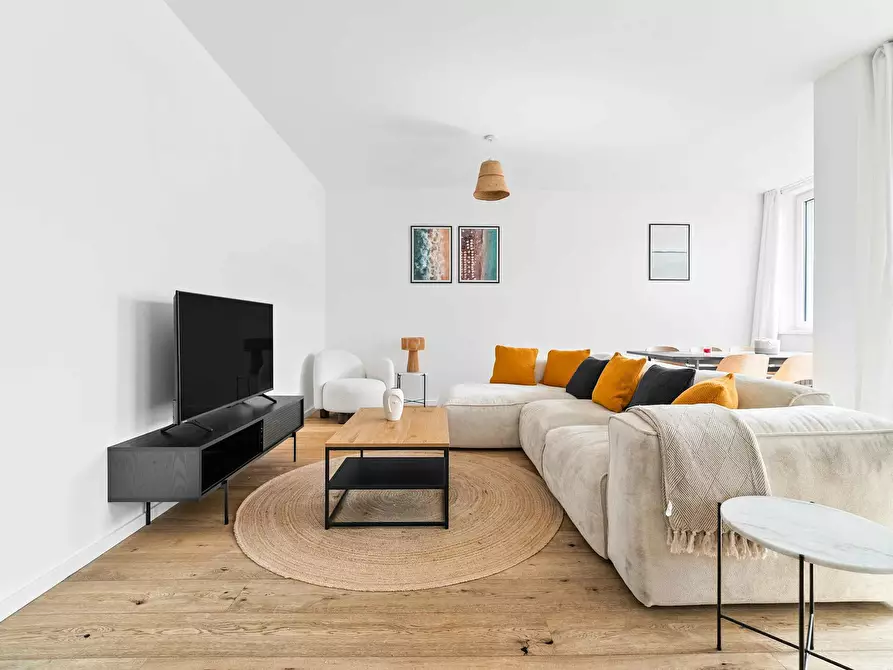 Immagine 2 di Appartamento in affitto  in Nestorstraße a Berlin