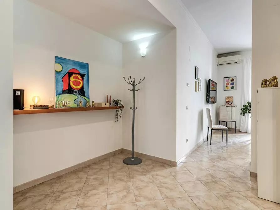 Immagine 5 di Appartamento in affitto  in Via dei Lauri a Roma