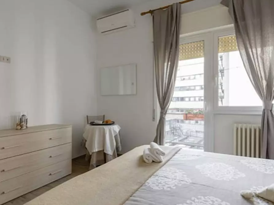 Immagine 5 di Appartamento in affitto  in Via Filippo Chiappini a Roma