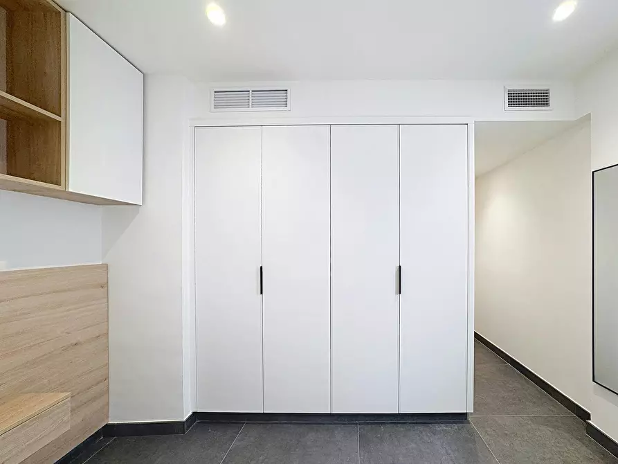 Immagine 8 di Camera in affitto  in Calle Cuatro Amigos a Madrid