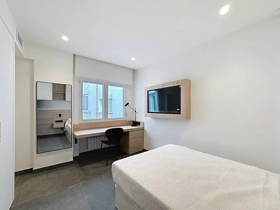 Immagine 5 di Camera in affitto  in Calle Cuatro Amigos a Madrid