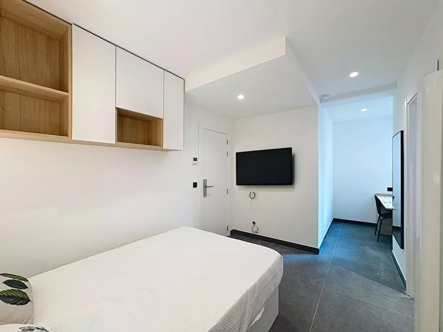 Immagine 6 di Camera in affitto  in Calle Cuatro Amigos a Madrid