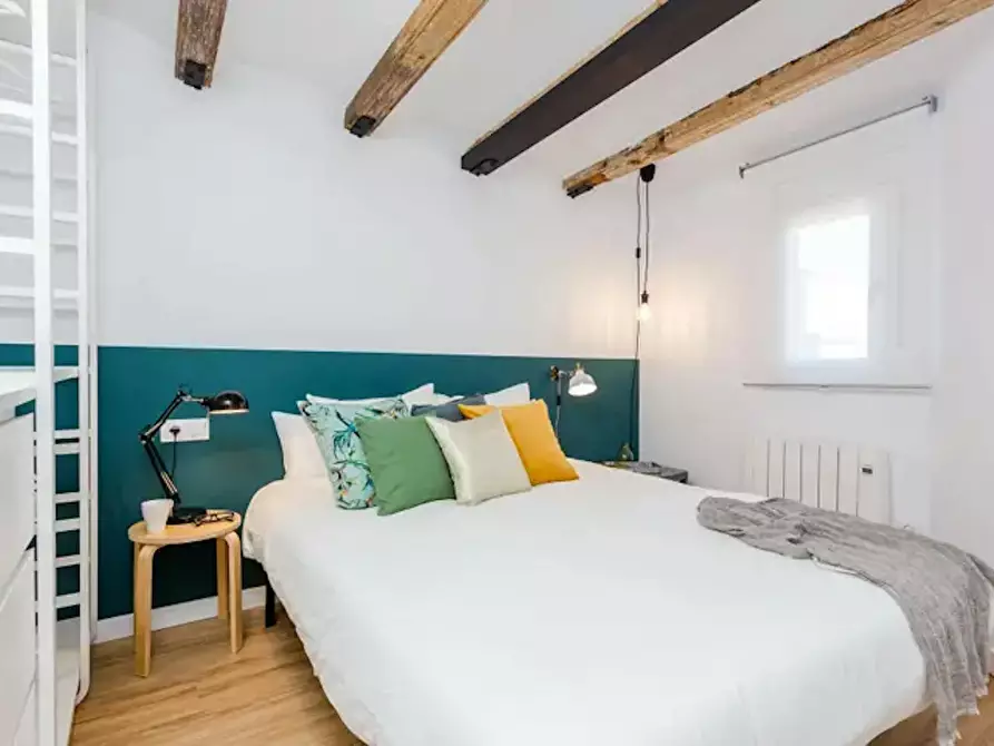 Immagine 3 di Appartamento in affitto  in Carrer de Sepúlveda a Barcelona