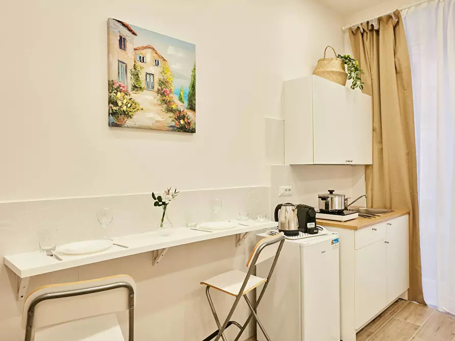 Immagine 8 di Appartamento in affitto  in Via Firenze a Napoli