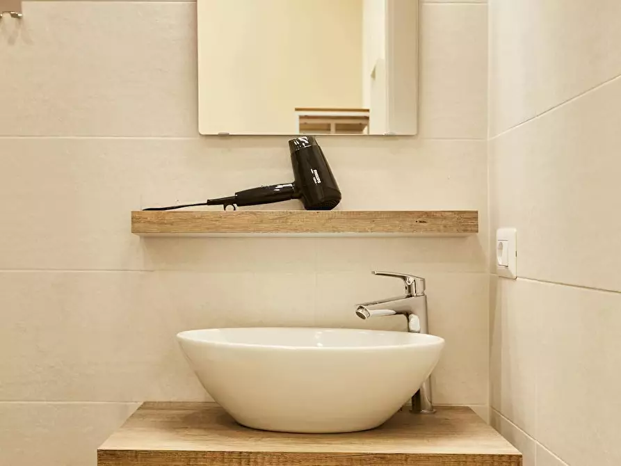 Immagine 9 di Appartamento in affitto  in Via Firenze a Napoli