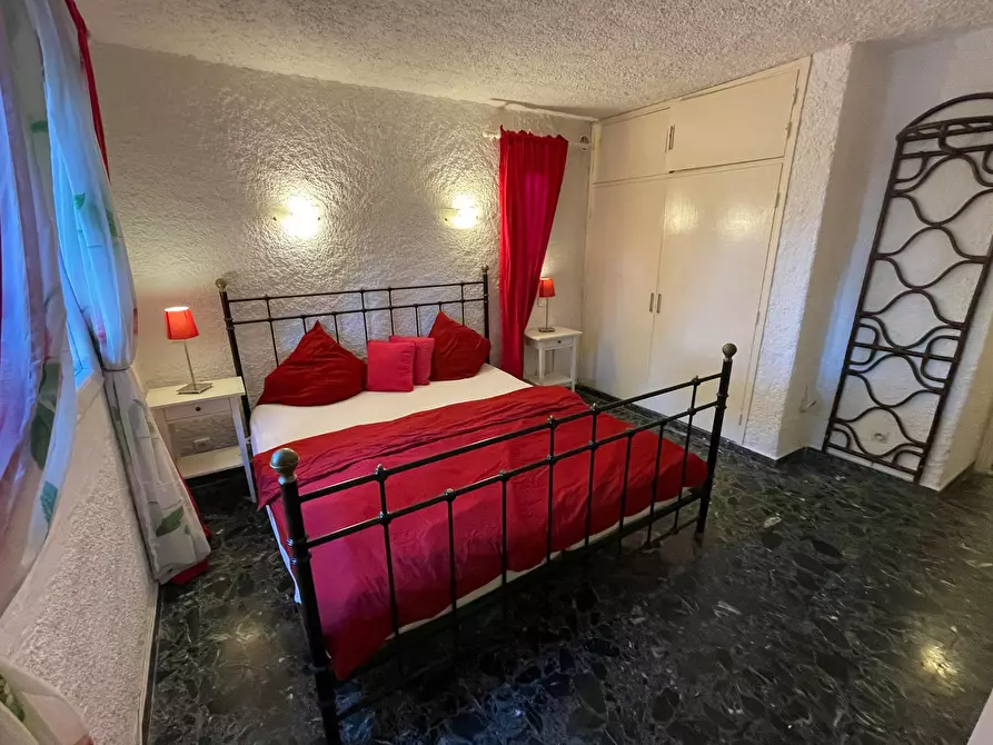 Immagine 4 di Casa indipendente in affitto  in Rue Sampiero Corsu a Lecci