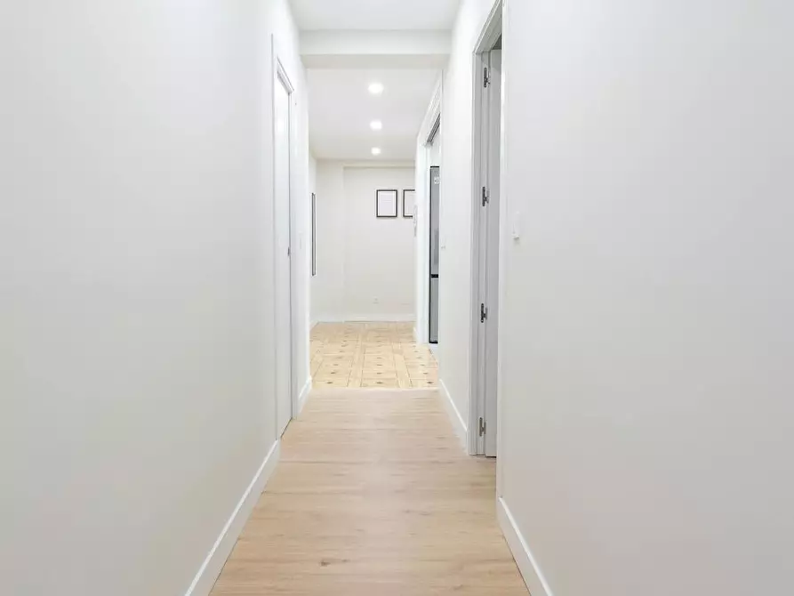 Immagine 7 di Camera in affitto  in Calle de Guzmán el Bueno a Madrid