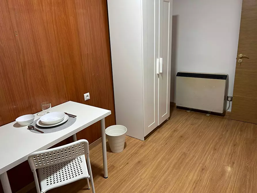 Immagine 3 di Camera in affitto  in Calle de Marcelo Usera a Madrid