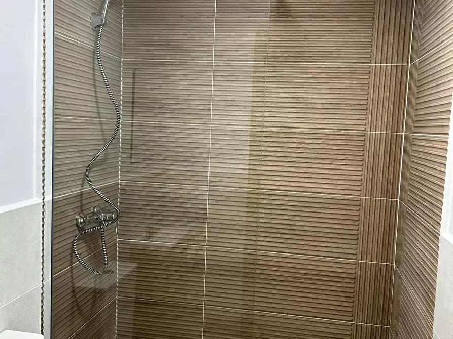 Immagine 6 di Camera in affitto  in Calle de Marcelo Usera a Madrid