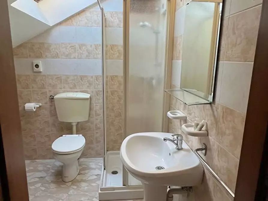 Immagine 4 di Camera in affitto  in Via Principessa Clotilde a Torino