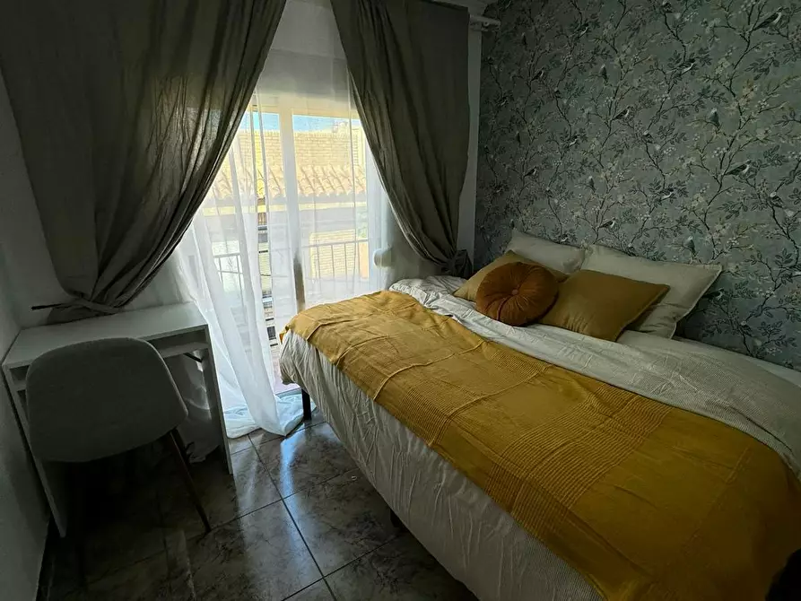 Immagine 4 di Camera in affitto  in Carrer de Campoamor a El Realon