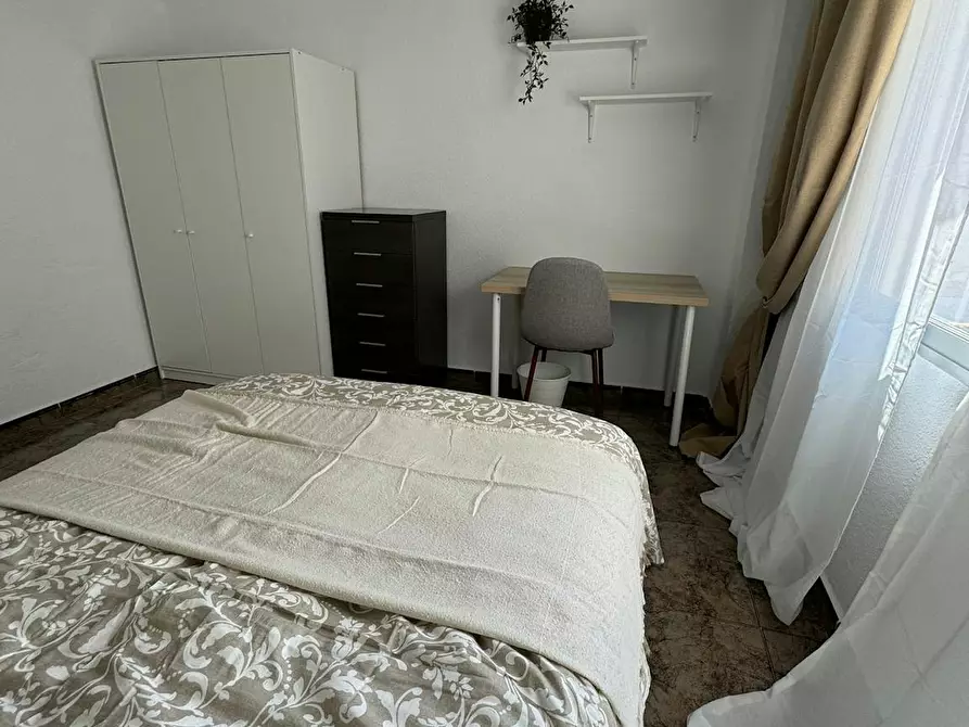 Immagine 8 di Camera in affitto  in Carrer de Campoamor a El Realon