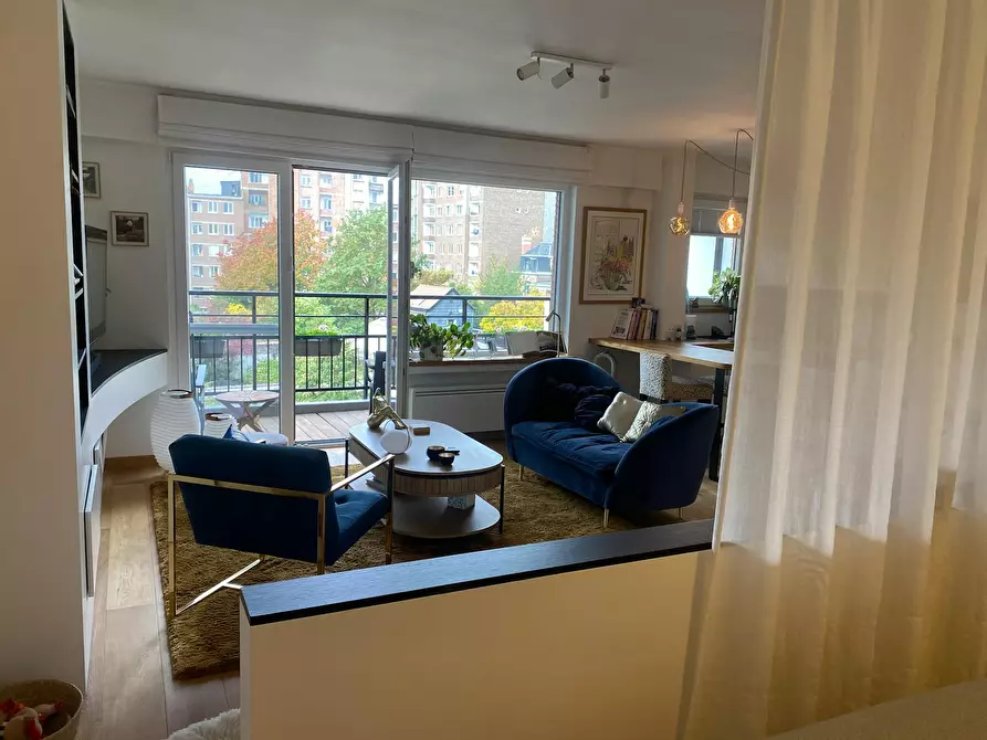 Immagine 9 di Appartamento in affitto  in Rue Baron de Castro a Etterbeek