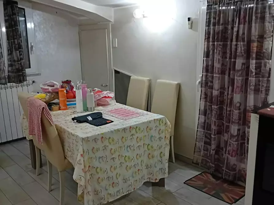 Immagine 6 di Camera in affitto  in Via Camocelli a Roma