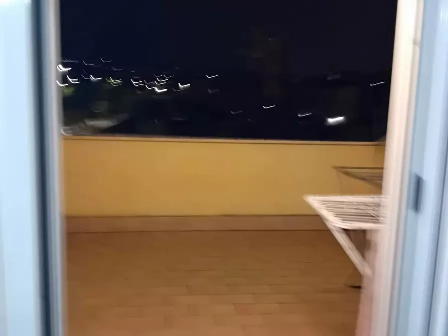 Immagine 4 di Camera in affitto  in Via Camocelli a Roma