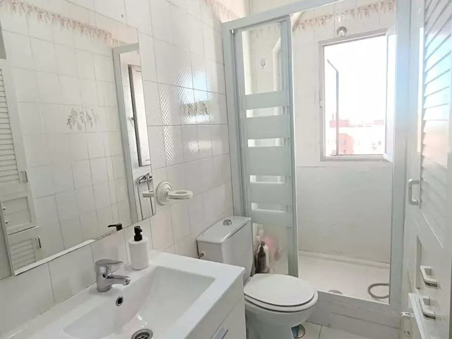 Immagine 7 di Camera in affitto  in Calle de Guillermo Pingarron a Madrid