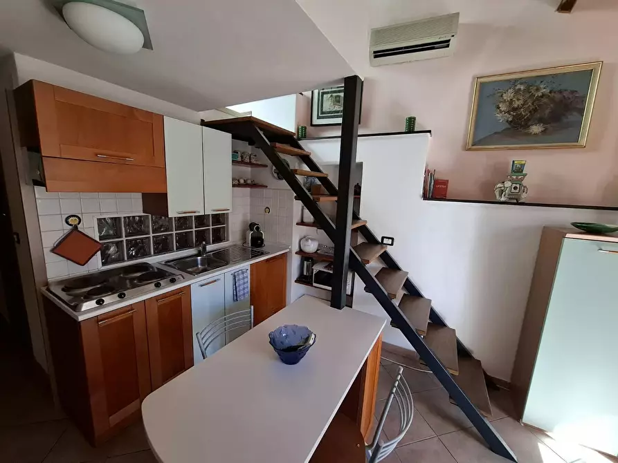 Immagine 8 di Appartamento in affitto  in Via Felice Cascione a Imperia