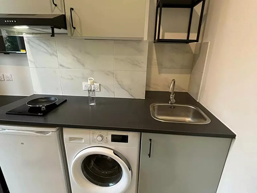 Immagine 5 di Appartamento in affitto  in Rue du Général Leclerc a Charenton-le-Pont