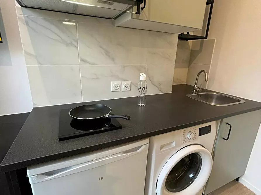 Immagine 6 di Appartamento in affitto  in Rue du Général Leclerc a Charenton-le-Pont