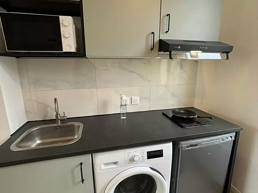 Immagine 8 di Appartamento in affitto  in Rue du Général Leclerc a Charenton-le-Pont