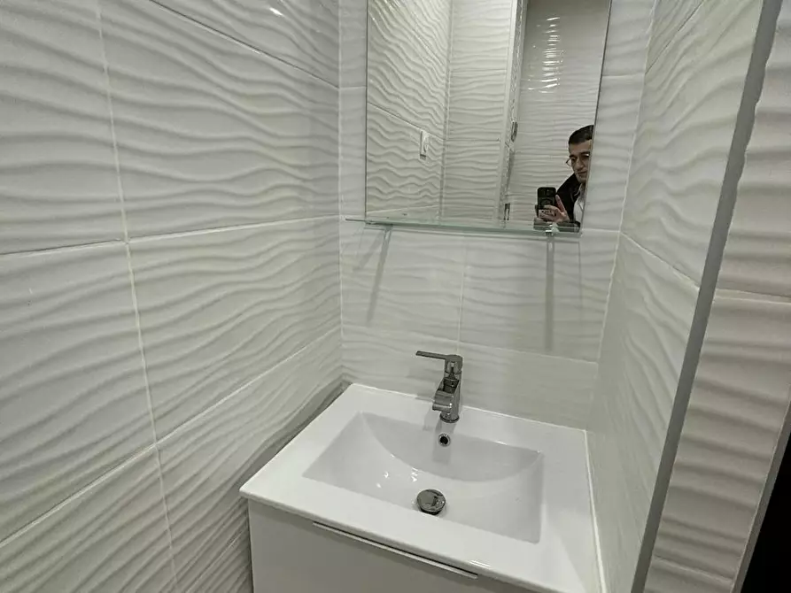 Immagine 5 di Appartamento in affitto  in Rue du Général Leclerc a Charenton-le-Pont