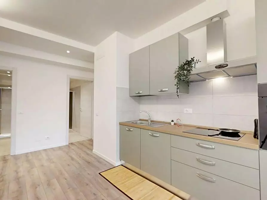 Immagine 10 di Camera in affitto  in Via Luigi Pellizzo a Padova