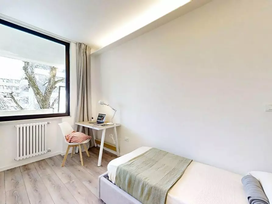 Immagine 6 di Camera in affitto  in Via Luigi Pellizzo a Padova