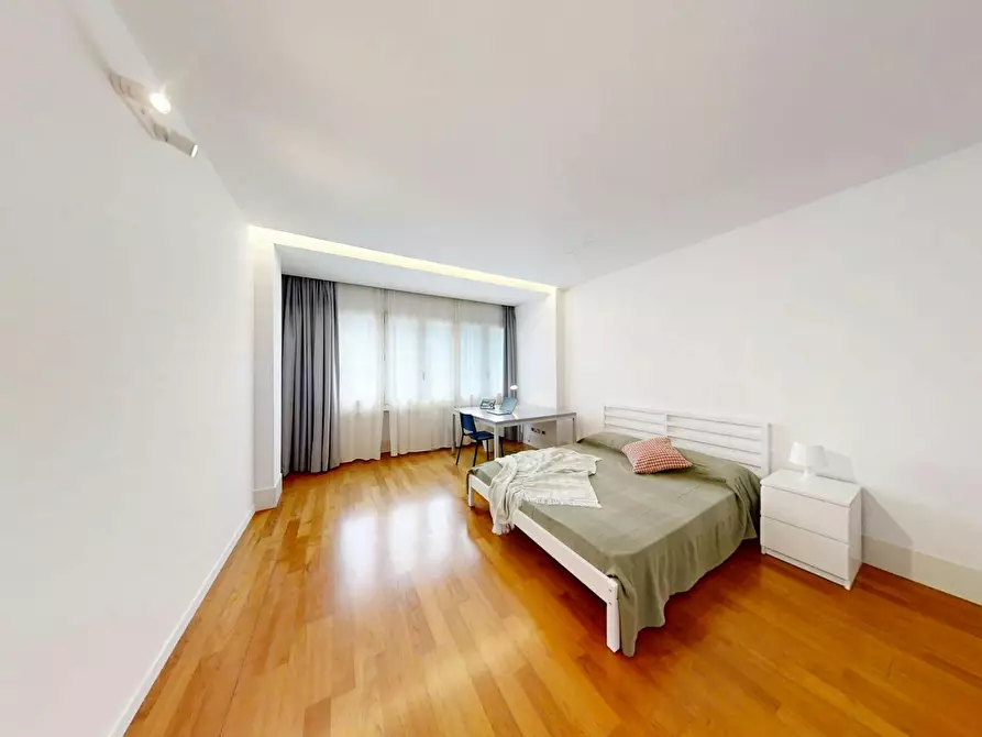 Immagine 1 di Camera in affitto  in Via Enrico degli Scrovegni a Padova