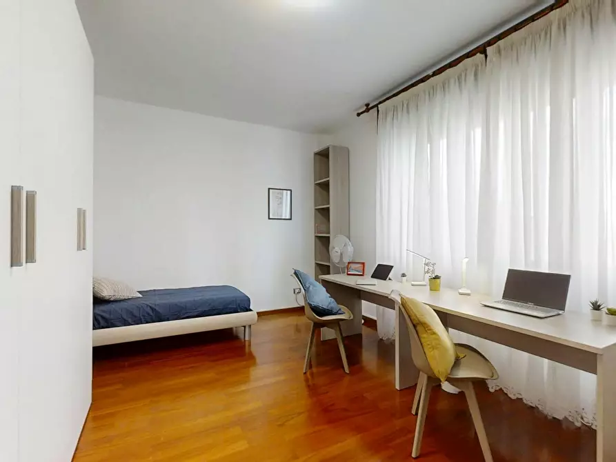 Immagine 3 di Camera in affitto  in Via V. Alfieri a Padova