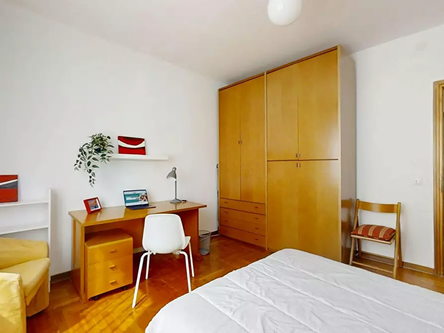 Immagine 2 di Camera in affitto  in Via Tirana a Padova