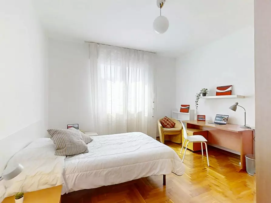 Immagine 1 di Camera in affitto  in Via Tirana a Padova