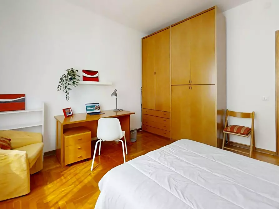 Immagine 8 di Camera in affitto  in Via Tirana a Padova