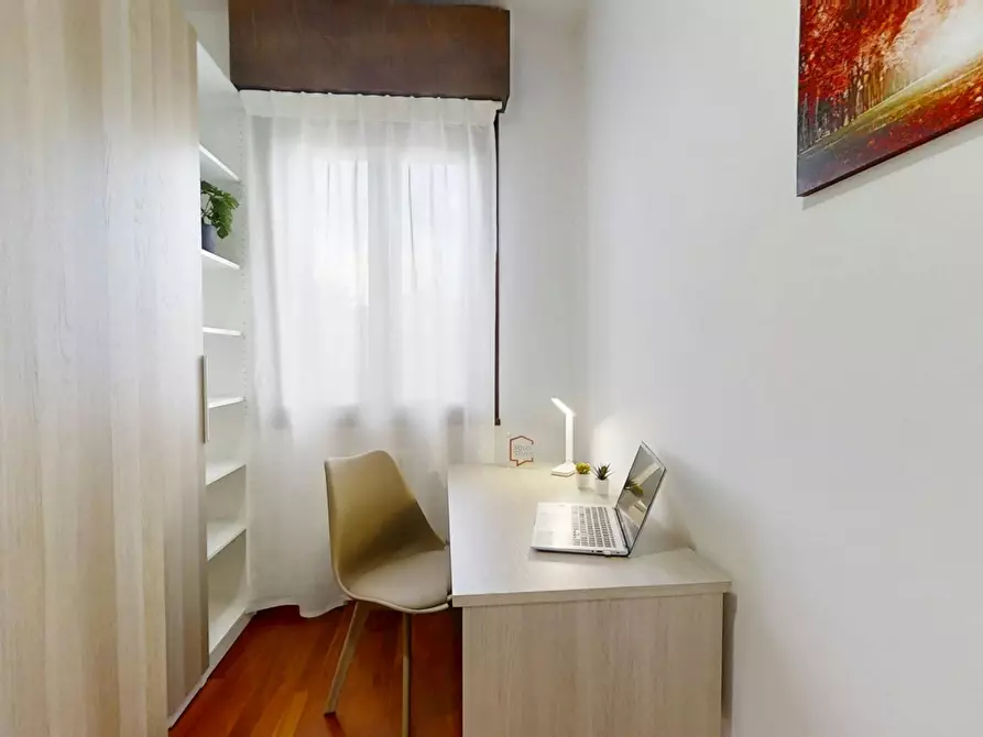 Immagine 2 di Camera in affitto  in Via V. Alfieri a Padova