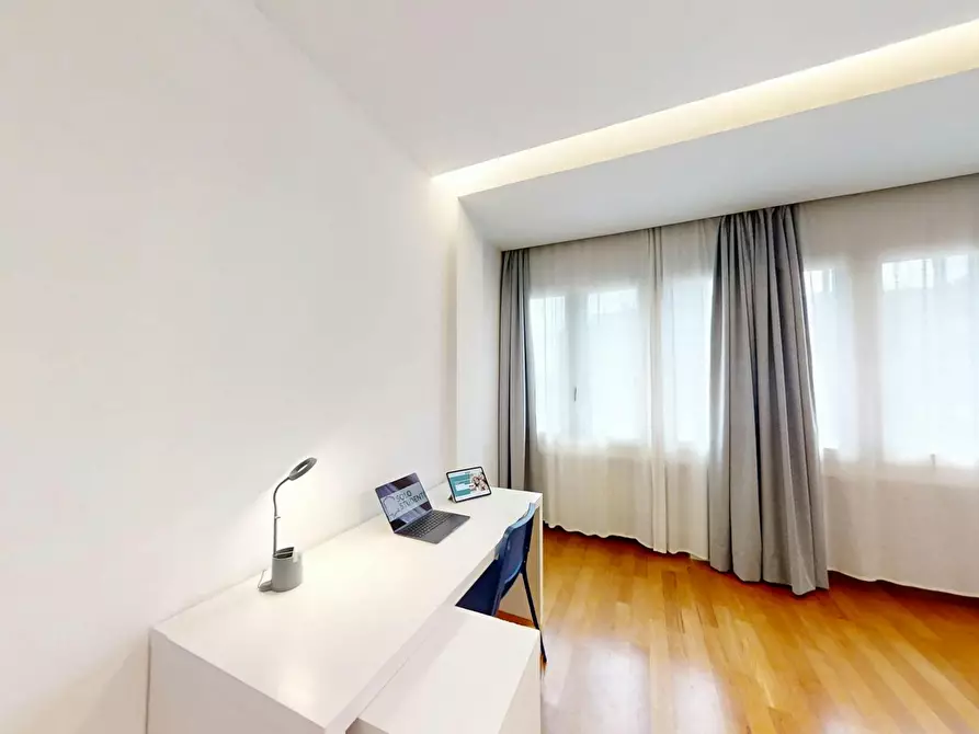 Immagine 3 di Camera in affitto  in Via Enrico degli Scrovegni a Padova