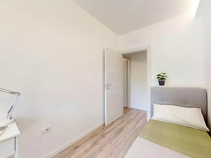 Immagine 8 di Camera in affitto  in Via Luigi Pellizzo a Padova