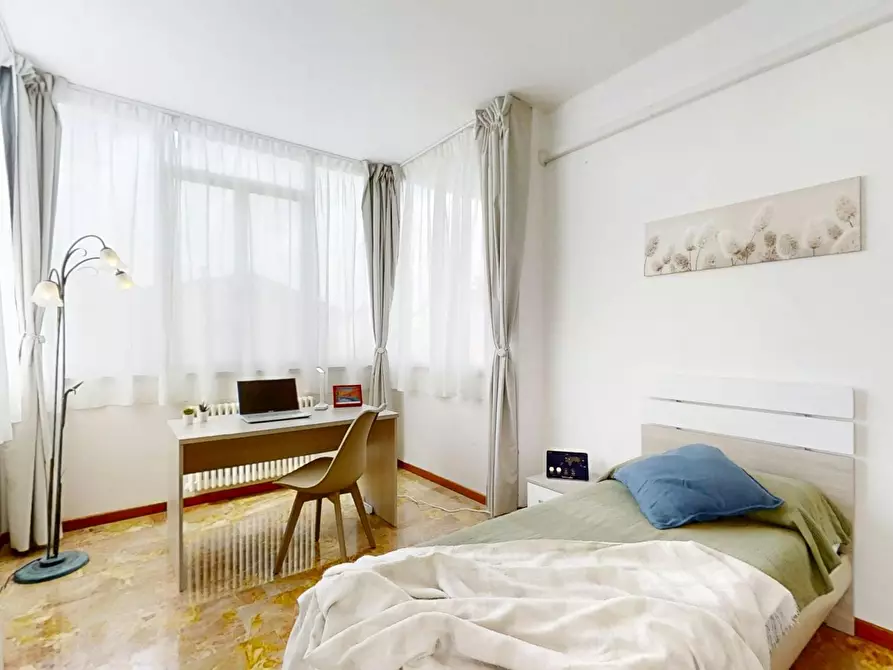 Immagine 4 di Camera condivisa in affitto  in Via V. Alfieri a Albignasego