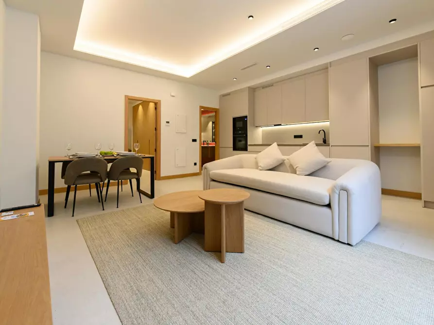 Immagine 3 di Appartamento in affitto  in Calle de San Crispín a Madrid