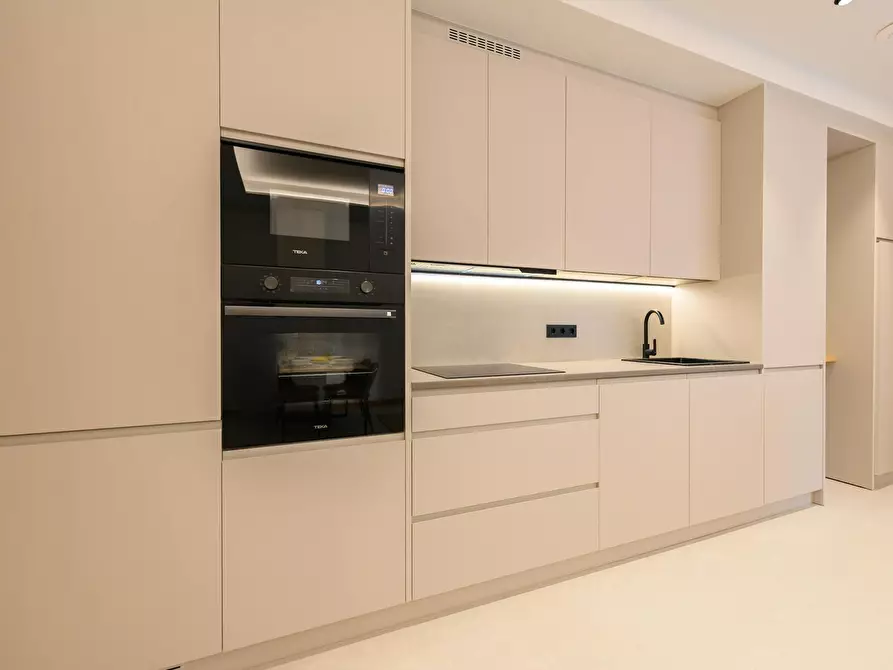 Immagine 7 di Appartamento in affitto  in Calle de San Crispín a Madrid