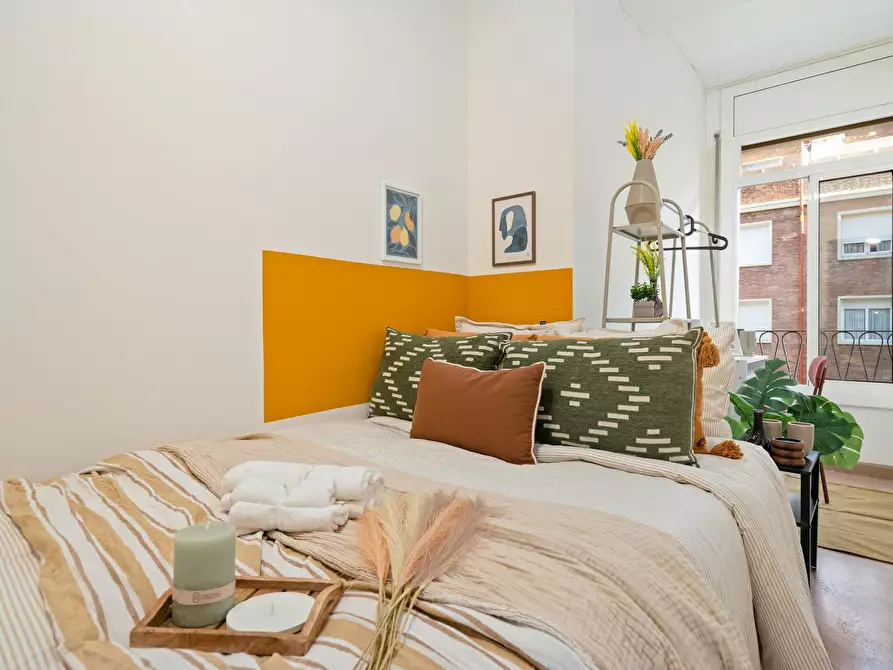 Immagine 1 di Camera in affitto  in Carrer de Buenos Aires a Barcelona