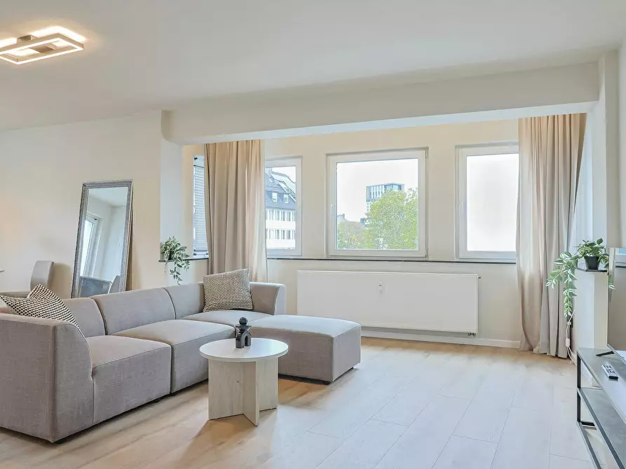 Immagine 2 di Appartamento in affitto  in Kölner Straße a Düsseldorf