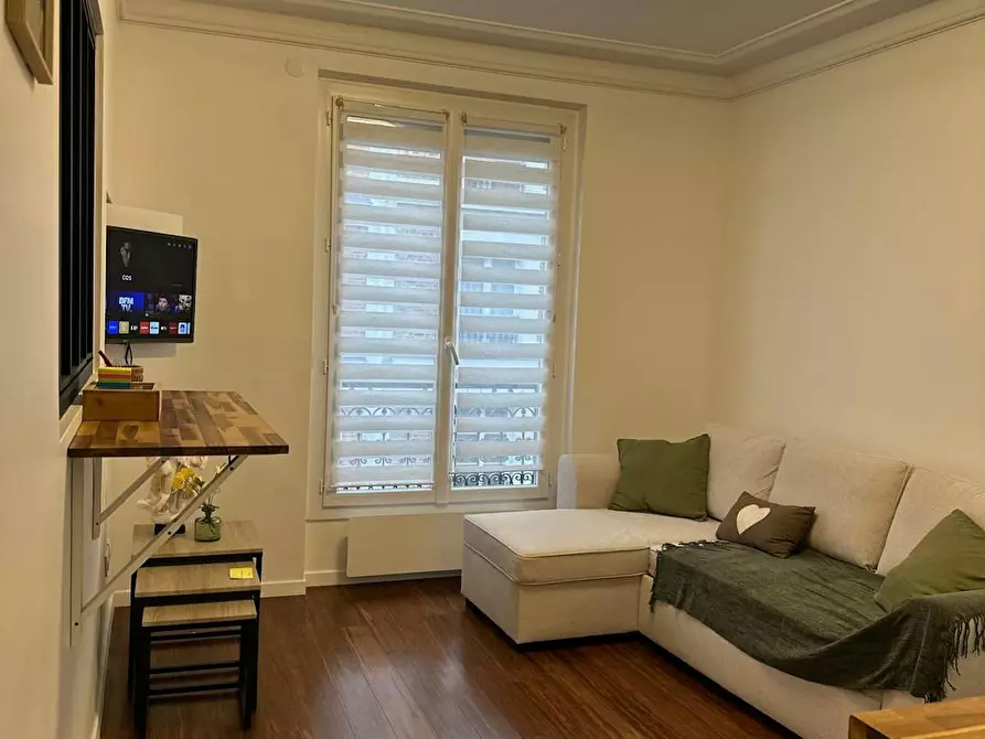 Immagine 1 di Appartamento in affitto  in Rue Camille Crespin du Gast a Paris
