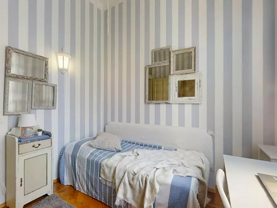 Immagine 4 di Camera in affitto  in Piazza del Castello a Padova