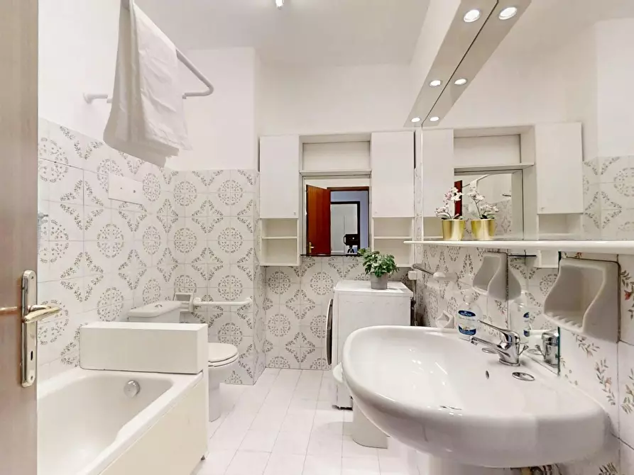 Immagine 9 di Camera in affitto  in Via Tirana a Padova