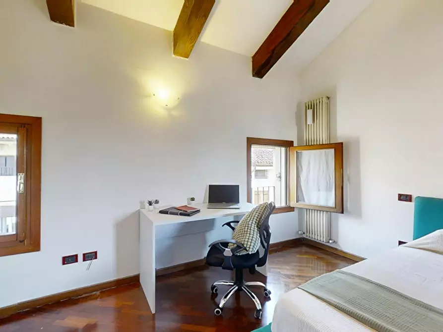 Immagine 6 di Camera in affitto  in Contrada Pedemuro San Biagio a Vicenza